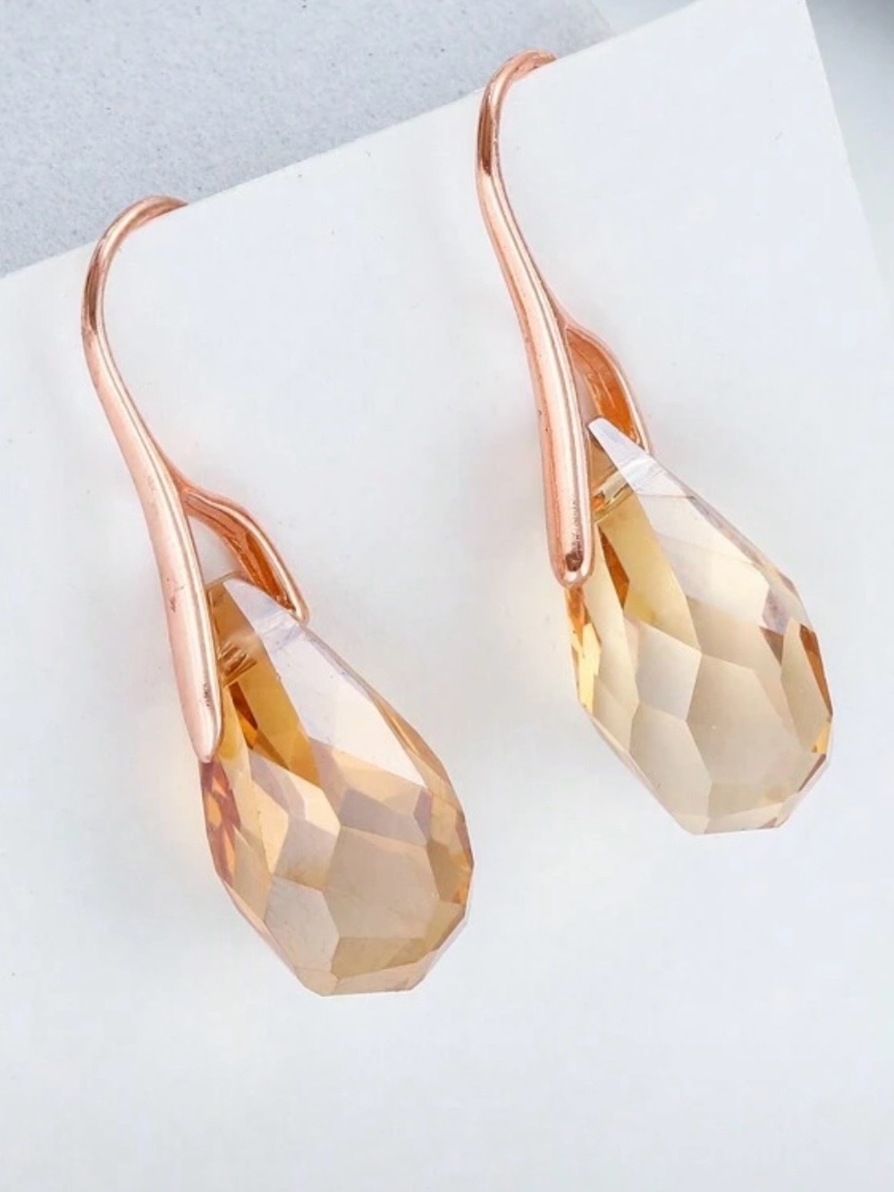 NWOT Rose Gold Drop Crystal Earrings in Champagne - Women Jewelry